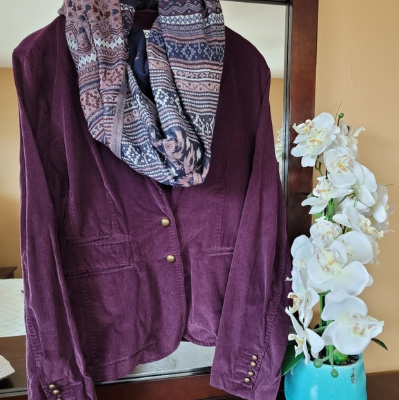 Plum Maroon Corduroy Blazer - Picture 2 of 5